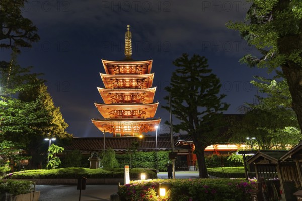 The ancient temple of the Buddhist school Shokannon - Senso-ji, Tokyo. Magnificent example of impressive Buddhist architecture