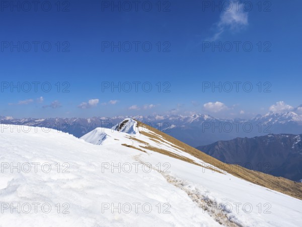 Trail on the range of Pizzo Baciamorti mountain