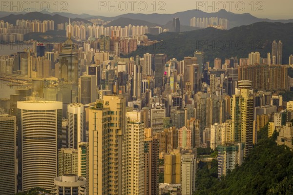Skyscrapers of Hong Kong which is visible from the Victoria Peak. Shooting Location: Hong Kong Special Administrative Region