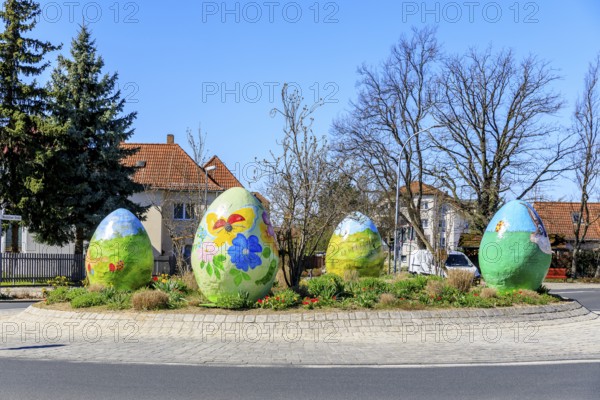 Easter decoration at the roundabout Hauptstraße, Weinböhlaer Straße, Coswig, Saxony, Germany, Europe