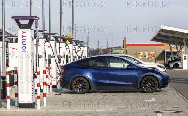 Ionity charging station with car on the A8 motorway near Merklingen, Alb-Donau-Kreis, Merklingen, Baden-Württemberg, Germany, Europe