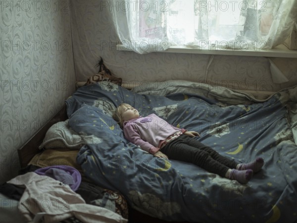 Angelina is traumatised and suffers from panic attacks. She had to flee her home village near Kupiansk with her grandmother Larisa. She now lives with relatives in Borshchivka. Her mother lives and works in Kharkiv, Borshchivka, Ukraine, Europe