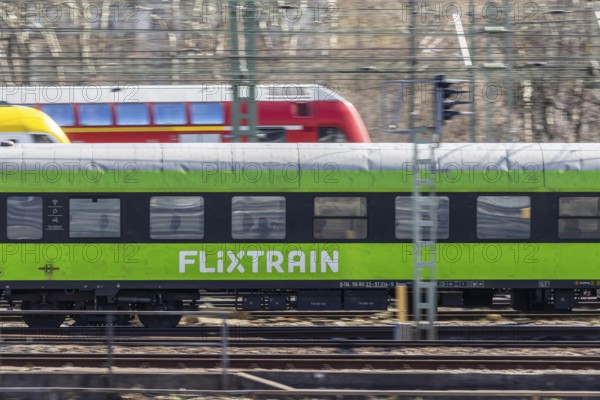 Platform apron at Stuttgart main station with a Flixtrain train. Trains still run here. After completion of the Stuttgart 21 project, flats and the new Rosenstein quarter and flats are to be built here. Stuttgart, Baden-Württemberg, Germany, Europe