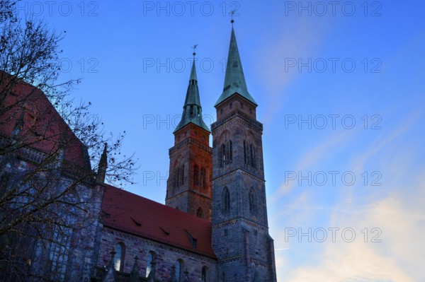 St Sebald's Church in the evening light, Nuremberg, Middle Franconia, Bavaria, Germany, Europe