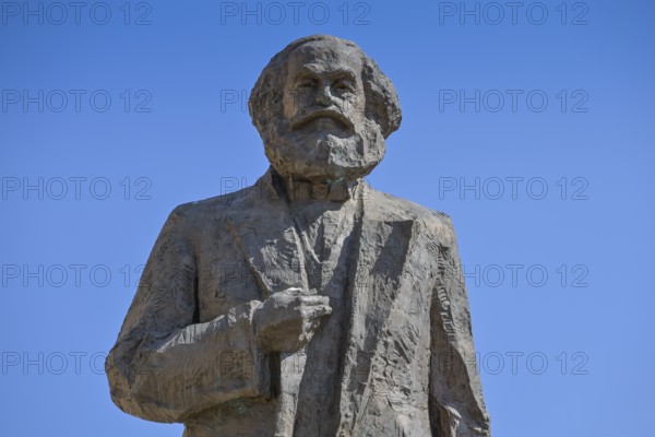 Karl Marx Monument, Simeonstiftplatz, Trier, Rhineland-Palatinate, Germany, Europe