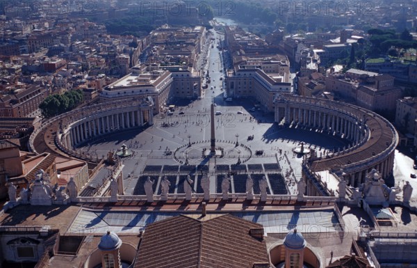 St Peter's Square, Italy, Rome, Vatican City, Europe