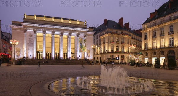 Place Graslin with opera house Theatre Graslin in the evening, Nantes, Departement Loire-Atlantique, Region Pays de la Loire, France, Europe