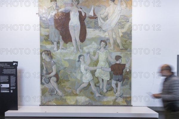The partial uncovering of the early work in the Deutsches Hygiene-Museum has been completed In the south stairwell foyer of the Deutsches Hygiene-Museum, the large-format mural Lebensfreude (Joy of Life) was created in 1956, with which the then 24-year-old Gerhard Richter completed his studies at the Dresden Academy of Fine Arts. This diploma work, measuring around 63 square metres, was painted over in 1979 and then largely forgotten. After two smaller windows had already been opened in the 1990s, a central section of this historically significant work of art has been uncovered since February 2024 with Gerhard Richter's consent. The result of this complex restoration project can now be viewed. The uncovering was a joint project of the Deutsches Hygiene Museum and the Wüstenrot Foundation in co-operation with the Dresden University of Fine Arts. The accompanying educational measures were supported by the Ernst von Siemens Art Foundation through a