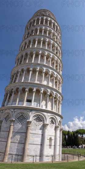 The famous leaning tower of Pisa, Italy, Europe