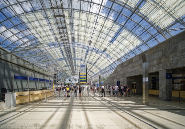 New Leipzig Trade Fair Centre, Leipzig Trade Fair, with glass entrance hall, interior view, trade fair complex, trade fair grounds, glass dome, event, trade, exhibition, Leipzig, Saxony, Germany, Europe