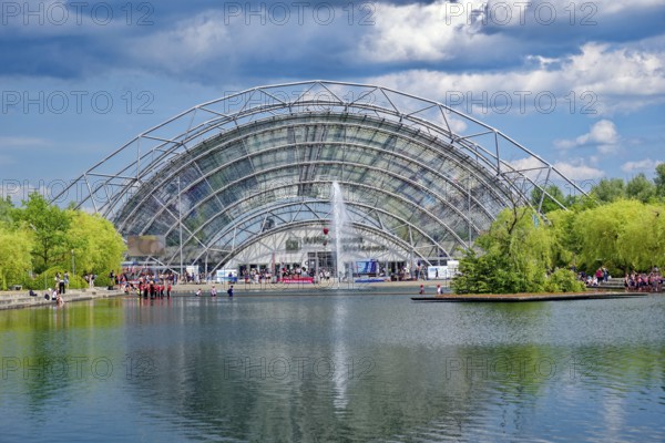 New Leipzig Trade Fair Centre, Leipzig Trade Fair, with glass entrance hall and water basin, trade fair complex, exhibition grounds, glass dome, event, trade, exhibition, Leipzig, Saxony, Germany, Europe