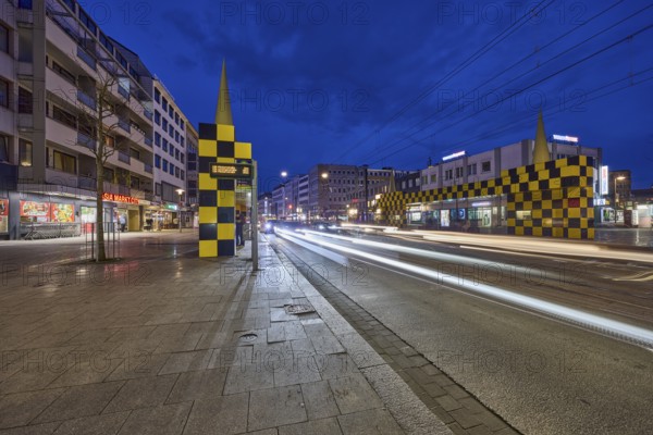 Steintor tram stop, designer Alessandro Mendini, general architecture, car headlights, traces of light, blue hour in the evening, deep blue evening sky, cumulus clouds, Kurt-Schumacher-Straße, Hanover, state capital, Hanover region, Lower Saxony, Germany, Europe