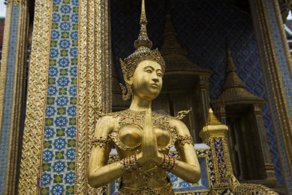 Wat Phra Kaeo temple, old royal palace, Bangkok, Thailand, Asia