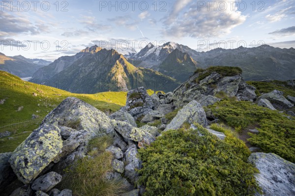 View from the Cabane du Louvie to the glaciated mountain peaks of the Grand Combine, in the evening light, Valais Alps, Val de Bagnes, Valais, Switzerland, Europe