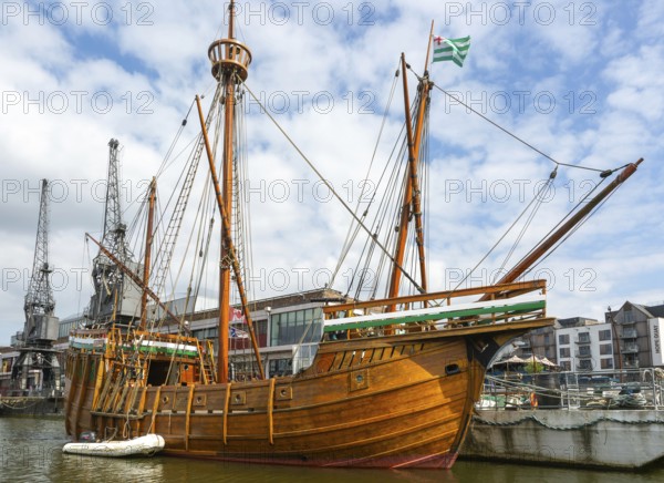The Matthew of Bristol replica ship at quayside of the M Shed museum, Floating Harbour, Bristol, England, UK