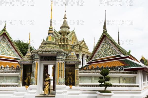 Wat Pho (Temple of the Reclining Buddha), Bangkok, Thailand, Asia