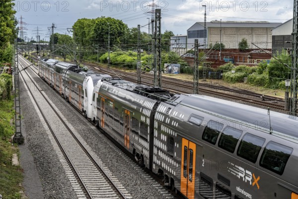 RE6, RRX, Rhein-Ruhr-Express, Regional Express, by National Express, train on the line between Bochum and Dortmund, at Dortmund-Marten, multi-track line for local and long-distance transport, Dortmund, North Rhine-Westphalia, Germany, Europe