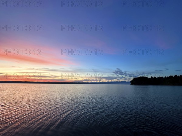 Evening atmosphere, Lake Starnberg, Bavaria, Germany, Europe