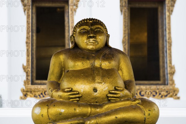 Golden Buddha statue, Wat Pho (Temple of the Reclining Buddha), Bangkok, Thailand, Asia