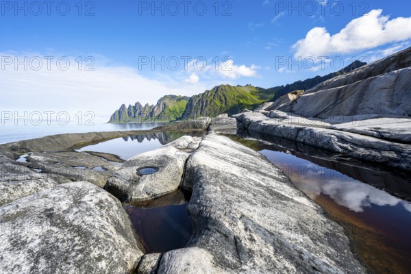 Tidal pools, rocky coast of Tungeneset, Devil's Teeth, Devil's Teeth, Okshornan, Ersfjorden, Senja Island, Troms, Norway, Europe