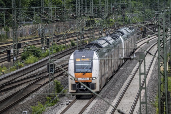 RE1, RRX, Rhein-Ruhr-Express, Regional Express, by National Express, train on the line between Bochum and Dortmund, at Dortmund-Marten, multi-track line for local and long-distance transport, Dortmund, North Rhine-Westphalia, Germany, Europe