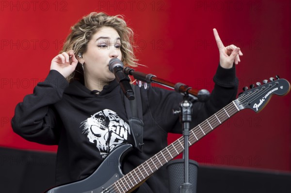 Daniela Villarreal Vélez, singer of The Warning at the Rock am Ring Festival on Sunday, Nürburgring race track race track, 08.06.2025