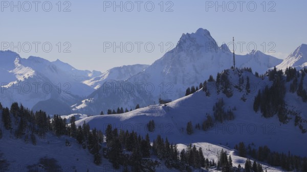 Saanerslochflue and other snow covered mountains near Gstaad