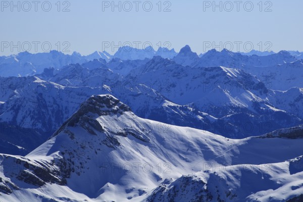 Margelchopf and other mountains in winter