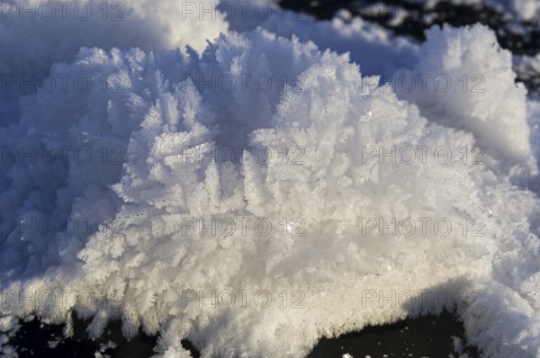 Ice crystals as a result of the crystallization of moisture in the air