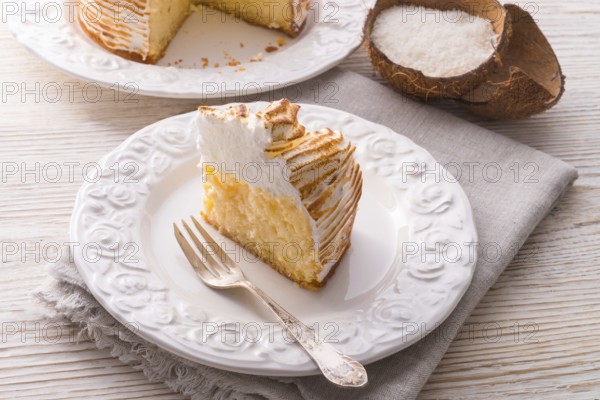 Cheesecake with Swiss meringue