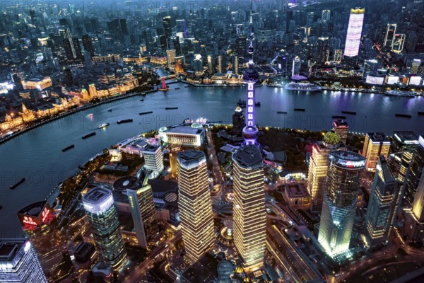 Pearl Tower, Bund, Waitan, Huangpu River, seen from Shanghai Tower, sunset, Shanghai, People's Republic of China