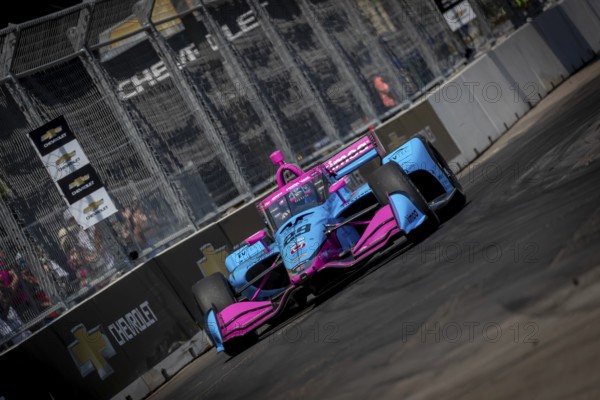 INDYCAR driver, DEVLIN DeFRANCESCO (29) of Toronto, Canada, travels through the turns in his Andretti Steinbrenner Autosport Honda car during a practice session for the Chevrolet Detroit Grand Prix at the Streets of Downtown Detroit in Detroit, MI, USA, North America