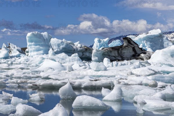 Jökulsarlon glacier lagoon, south coast, Iceland, Europe