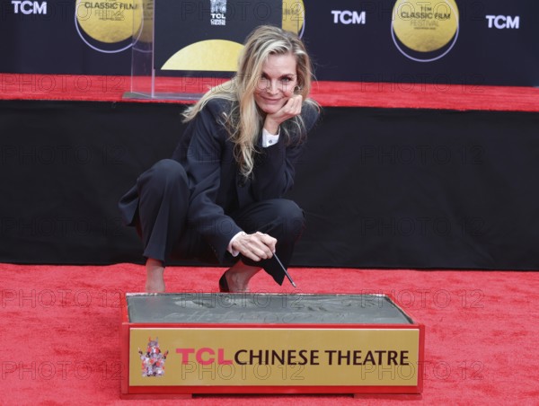 TCM Hosts Handprint And Footprint Ceremony Honoring Michelle Pfeiffer held at the TCL Chinese Theatre IMAX in Hollywood, USA on April 25, 2025, Hollywood, CA, USA, Hollywood, California, USA, North America