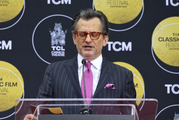 Ben Mankiewicz at TCM Hosts Handprint And Footprint Ceremony Honoring Michelle Pfeiffer held at the TCL Chinese Theatre IMAX in Hollywood, USA on April 25, 2025, Hollywood, CA, USA, Hollywood, California, USA, North America