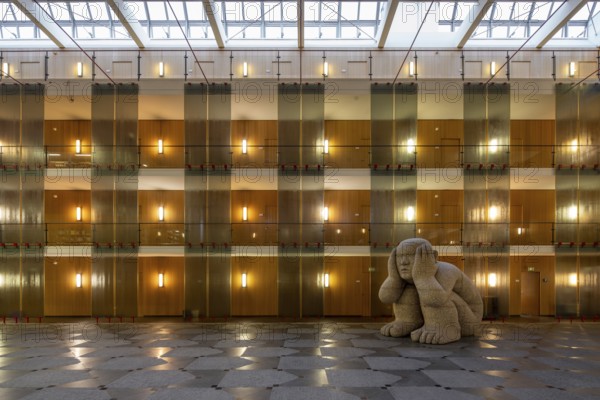 Münster, Constitutional Court for the State of North Rhine-Westphalia, Foyer