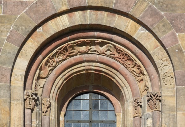 Speyer, Cathedral Church of St Mary and St Stephen, Speyer Cathedral, Imperial Cathedral, window in the north transept