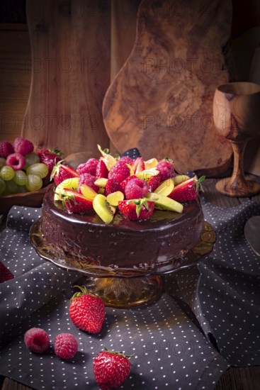 Chocolate cheesecake with fruit