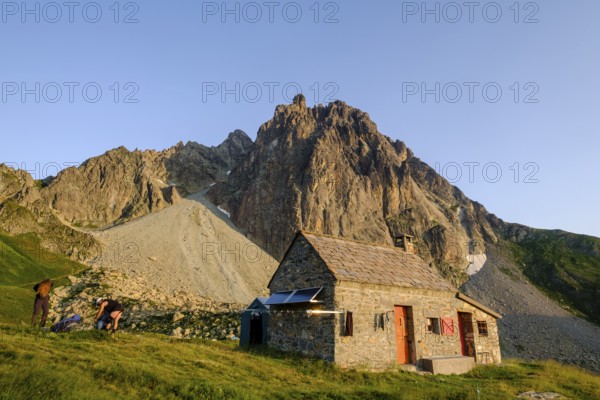 Pombie shelter, Pyrenees National Park, Pyrenees Atlantiques, France, Europe