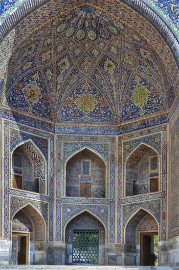 Iwan of Tilya Kori Madrasa, Samarkand, Uzbekistan, Asia