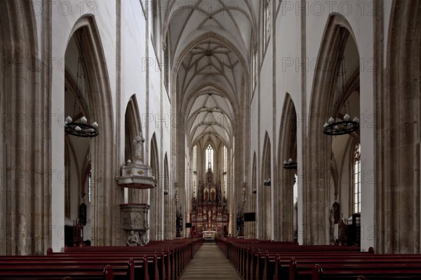 Built 1280-1390, interior facing east, pulpit 1592, high altar 19th century, St., Sankt, Saint