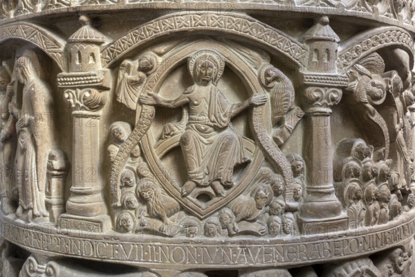 Freckenhorst, Collegiate Church of St Boniface, Romanesque baptismal font, 1st half of the 12th century, Christ as judge of the world