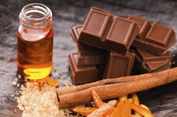 Chocolate with orange and cinnamon