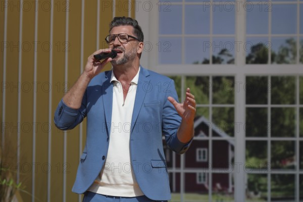 Andre Stade (singer, musician) on the ARD TV programme Immer wieder sonntags, Rust, Germany / Germany