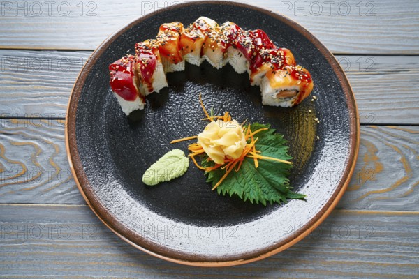 Rice Maki Sushi with salmon and tuna fish