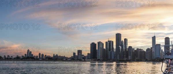 Sunset over the skyline of Chicago, from Navy Pier, USA, North America
