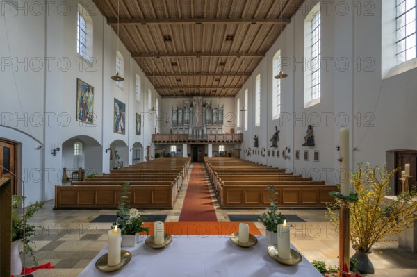 The organ loft, St Mary's is the Catholic parish church, its patron saint is Mary, Queen of Apostles, Waltenhofen, Hegge district, Allgäu, Swabia, Bavaria, Germany, Europe