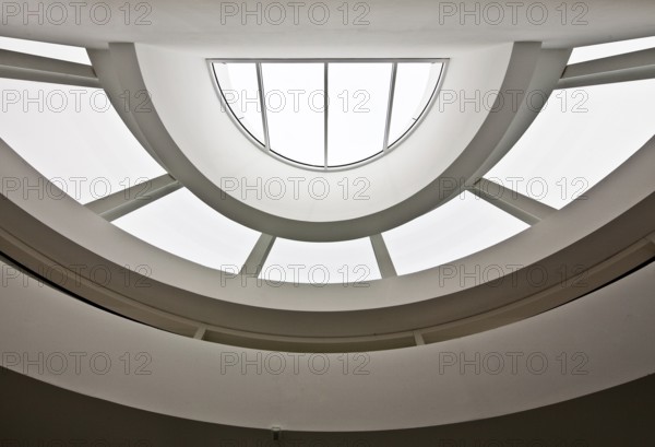 Remagen, Arp Museum Rolandseck, built 2004-2007 by Richard Meier