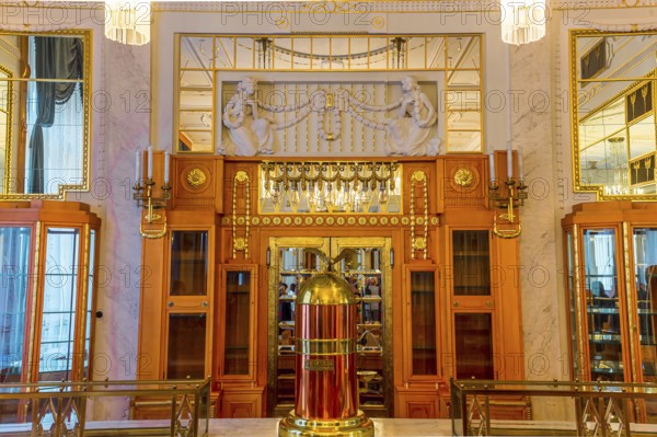 PRAGUE, CZECH REPUBLIC, SEPTEMBER 12 : Art deco interiors of the municipal house, Obecni Dum, september 12, 2019 in Prague, czech republic