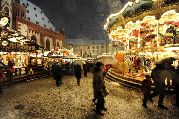 Christmas market, carousel and Alte Nikolaikirche am Römer, Römerberg, Old Town, Frankfurt am Main, Hesse, Germany, Europe